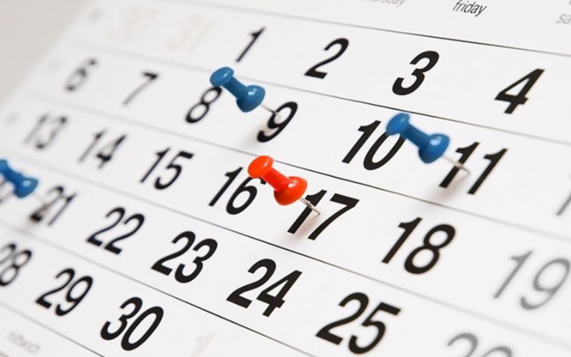 Segundo a Lei Federal nº 9.093/95, apenas leis municipais e estaduais podem definir se a data será feriado em determinada região.